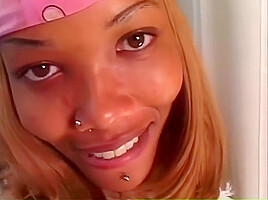 Beauty Tranny Gets Sucked By A Boy