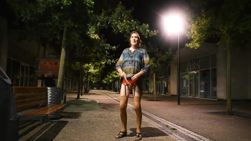 Shemale Travesti Sounding Log Outfit Outdoor 132a