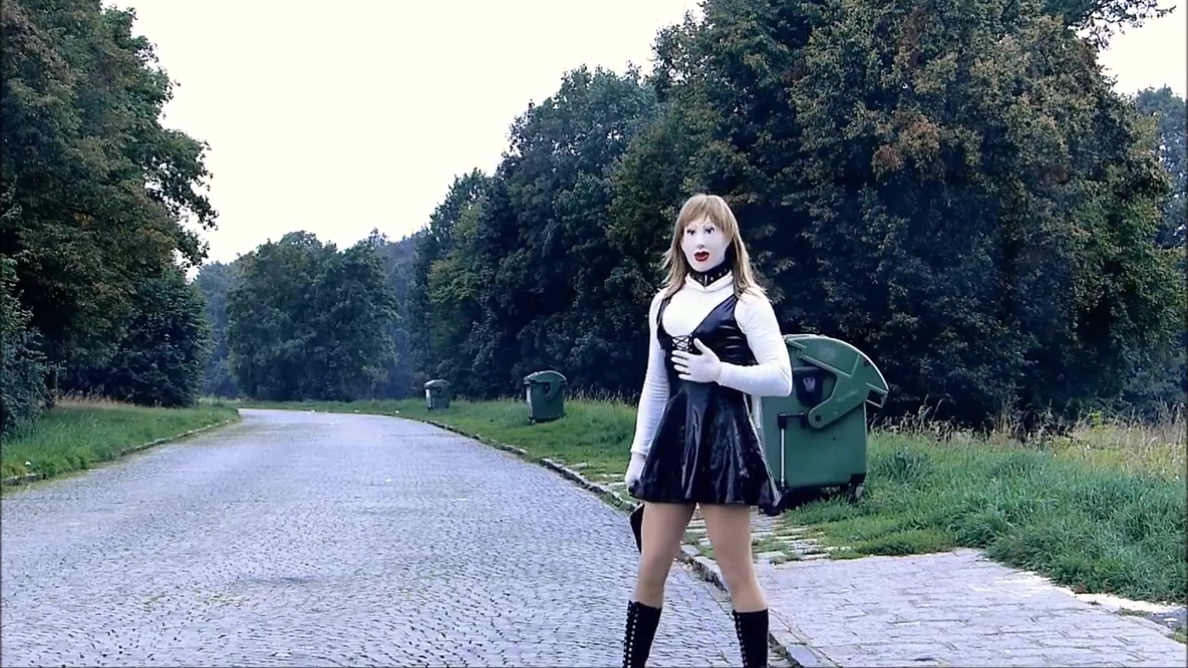 Tv Rubberwhore Monique – The Prostitute